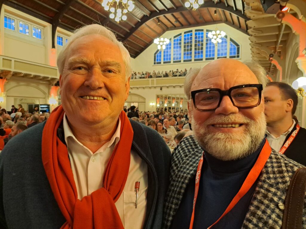 ddf6e587-ccf2-4380-800e-f13ab73b13c7